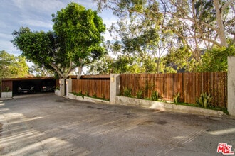 Building Photo - 8030 Highland Trail