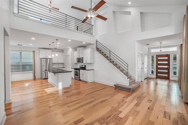 Foto del edificio - 7104 Kane St