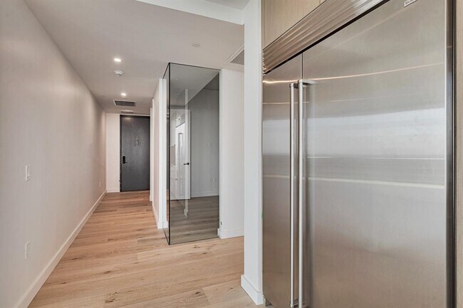 Foto del edificio - 610 Davis St