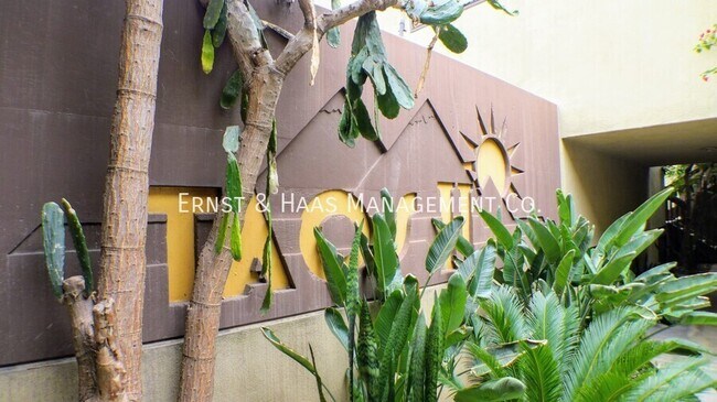 Foto del edificio - 940 E 3rd St