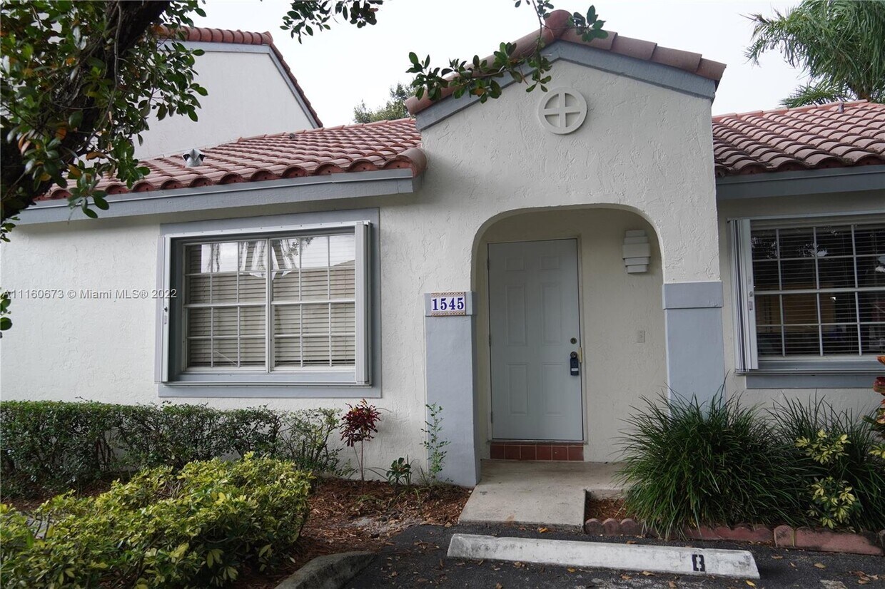 1545 Springside Dr, Weston, FL 33326 Townhome Rentals in Weston FL