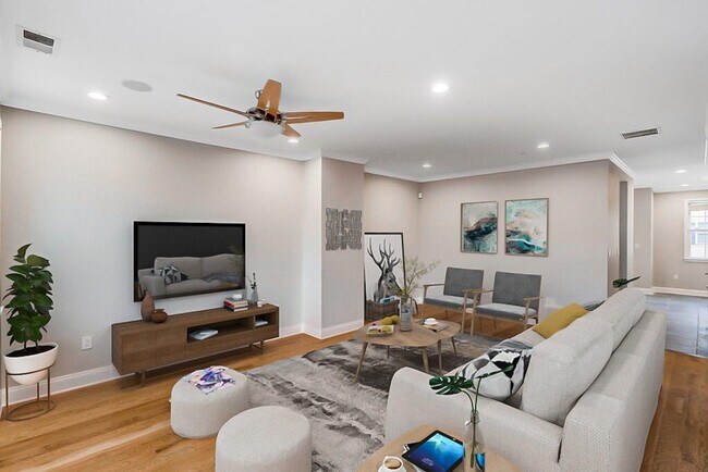 Foto del edificio - 389 Kingston Ct