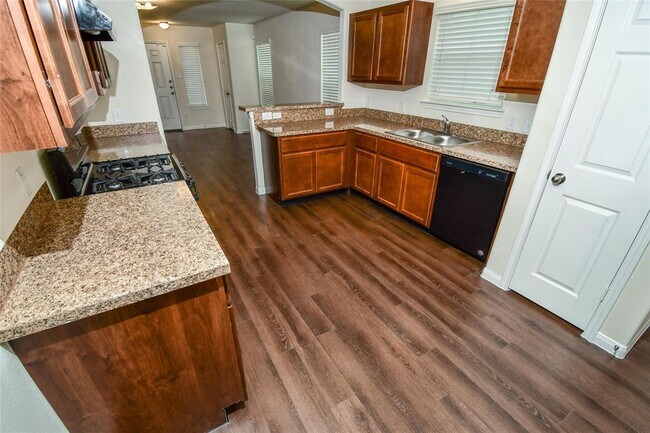 Foto del edificio - 21102 Wortham Oaks Dr