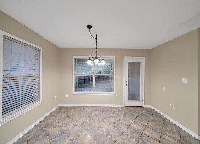 Foto del edificio - 3 bedroom in Niceville!
