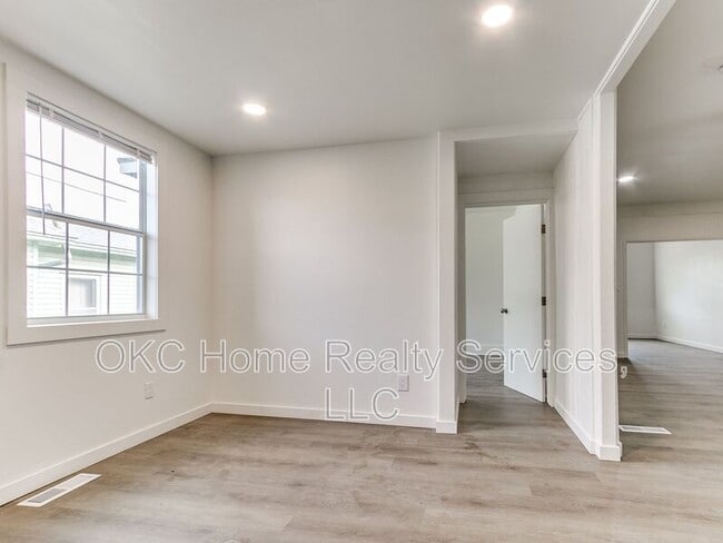 Foto del edificio - 1812 W Noble Ave