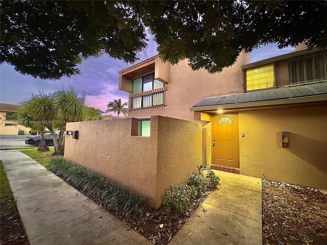 Foto principal - 9104 SW 159th Ter