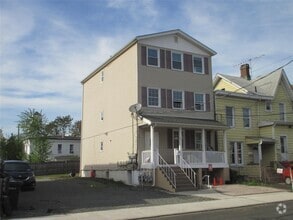 Building Photo - 11 Division St