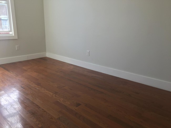 Foto del edificio - 130 Woodlawn Ave