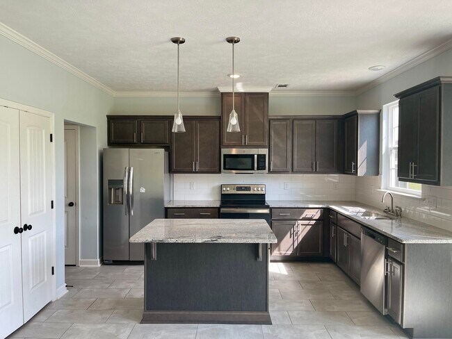 Foto del edificio - 634 Jensen Ln