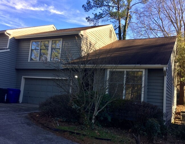 Photo - Gorgeous 3 Bedroom Chapel Hill Townhome Available in June!