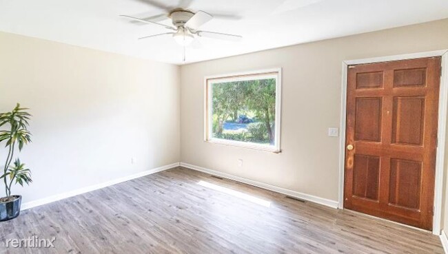 Building Photo - 3 br, 2 bath House - 224 Peach St