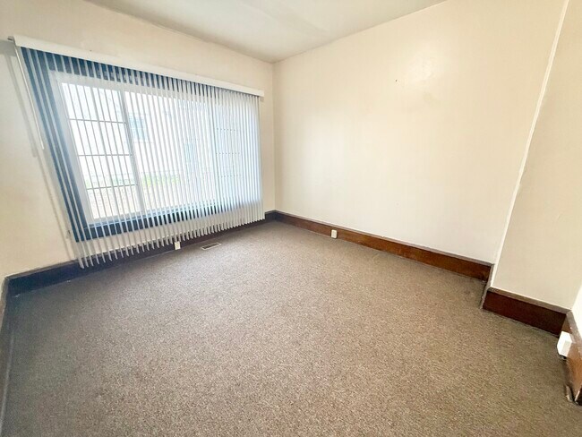 Foto del edificio - 405 16th St NW