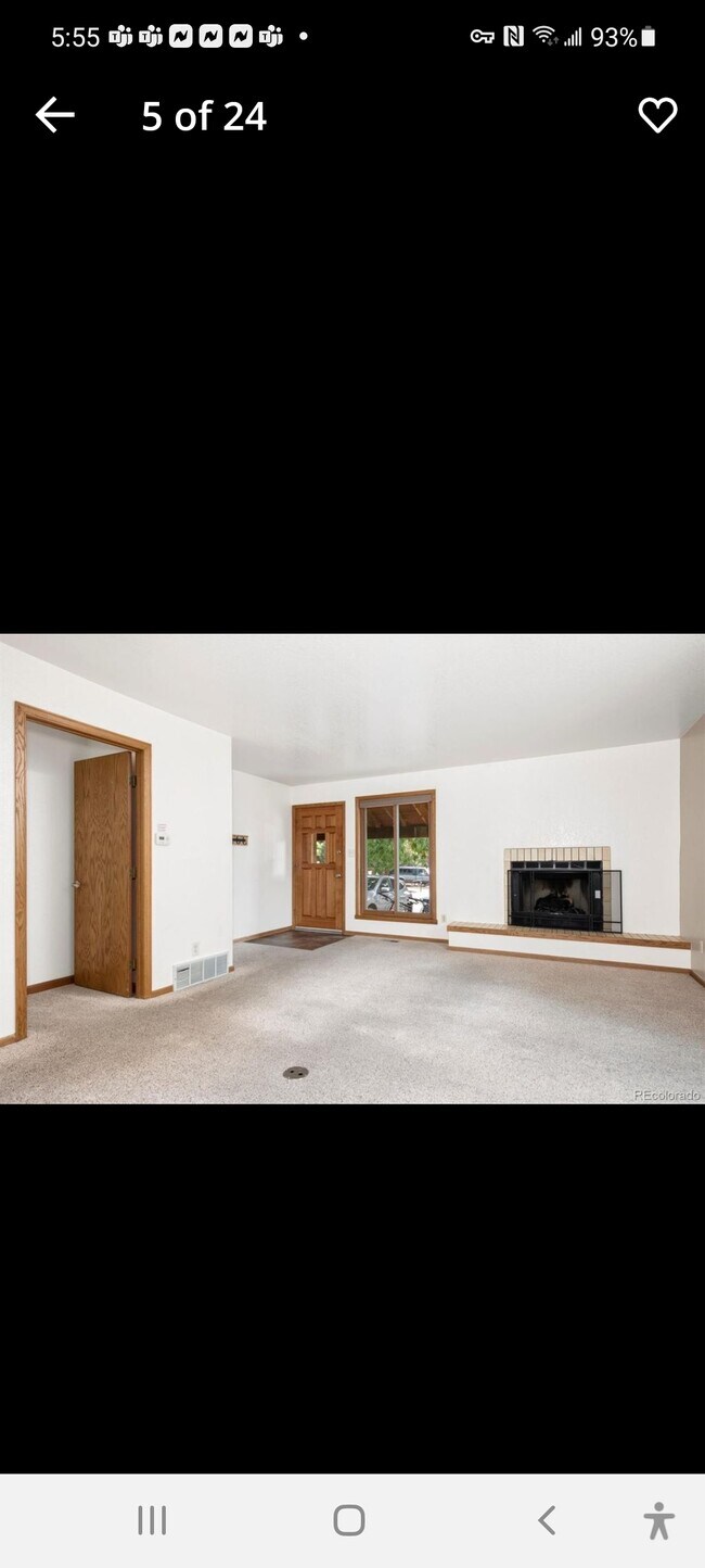 Photo - 810 Illinois St Townhome