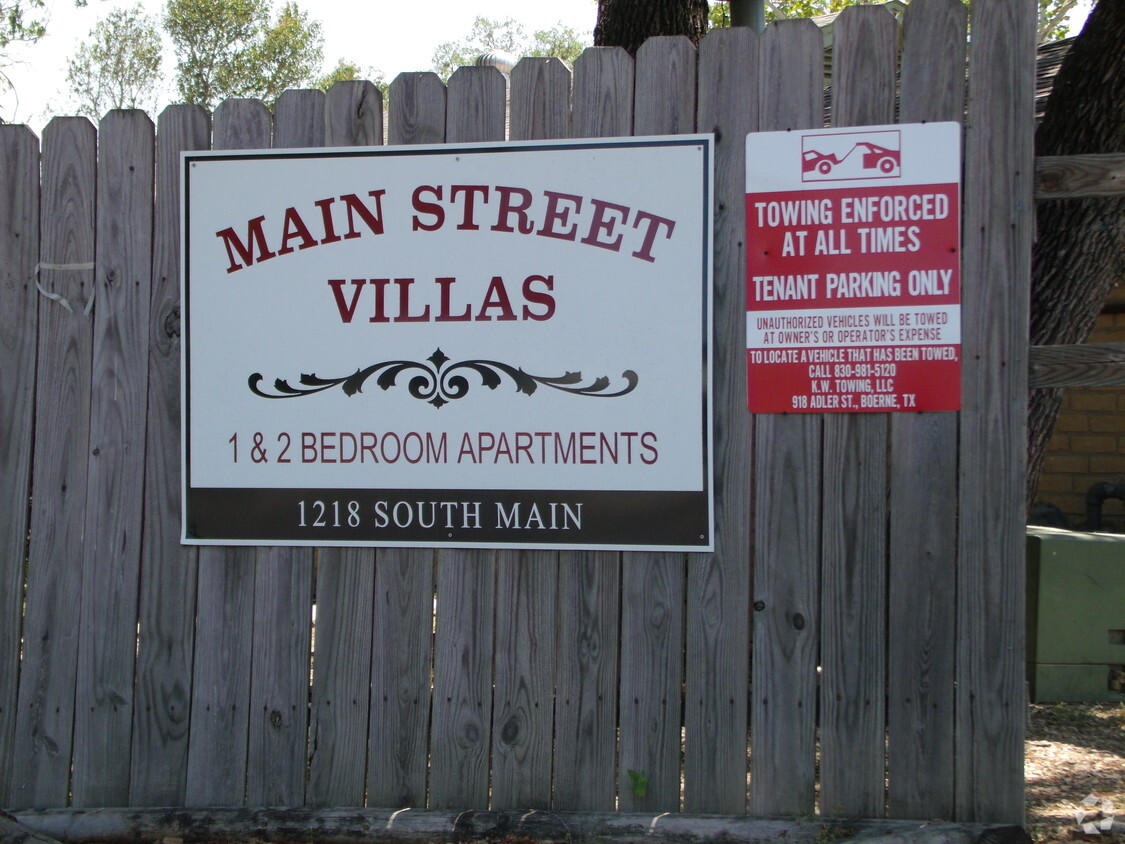 Firma - Main Street Villas