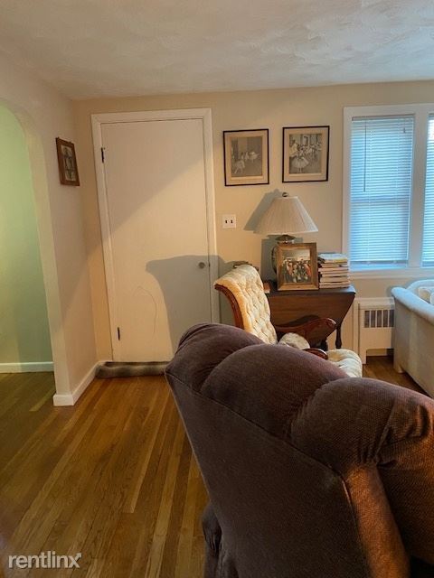 Foto del edificio - 3 br, 1 bath House - 39 Alpena Ave