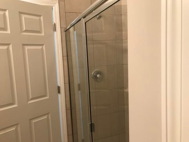 Photo - 1610 E Southfield Cir House