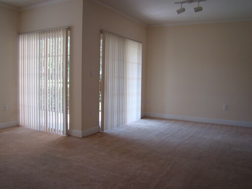 Foto del edificio - 10250 NW 33rd St