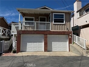 Building Photo - 31894 Circle Dr