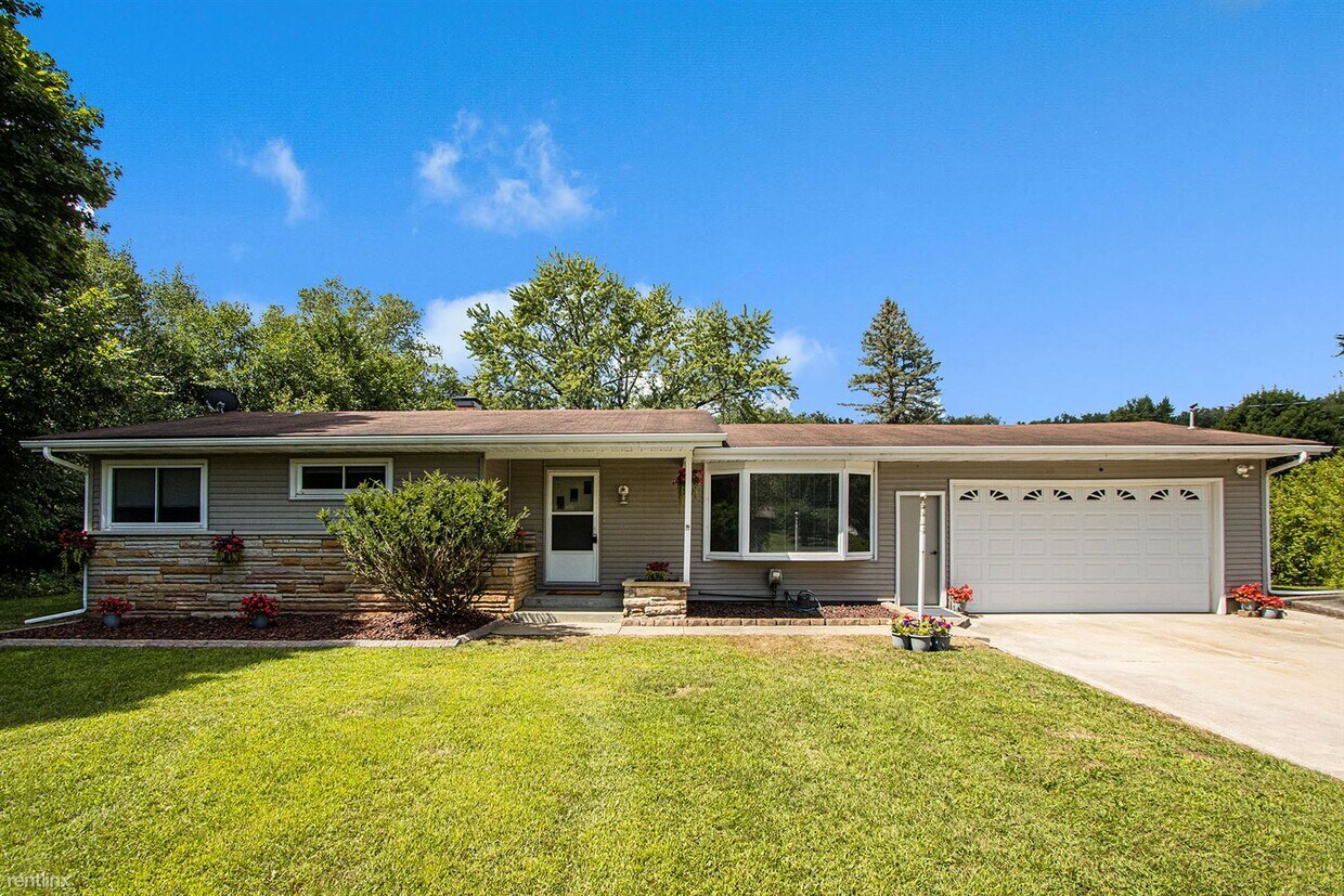 Primary Photo - 3 br, 1.5 bath House - 5649 N Sprinkle Rd
