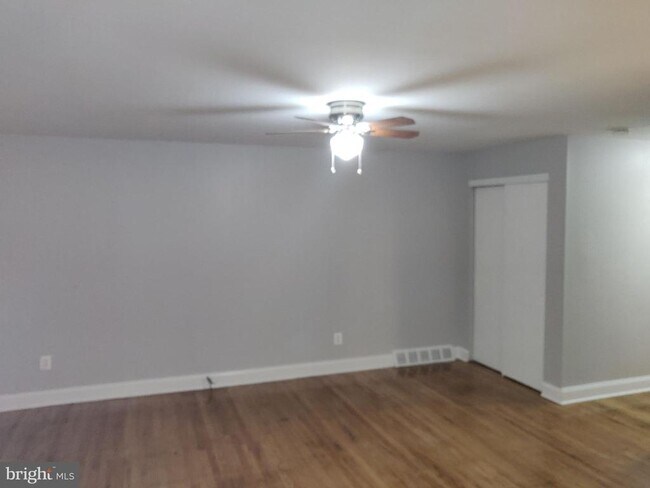 Foto del edificio - 3600 Genesee Pl