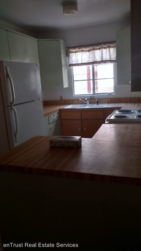 Primary Photo - 314 Cornell Dr SE