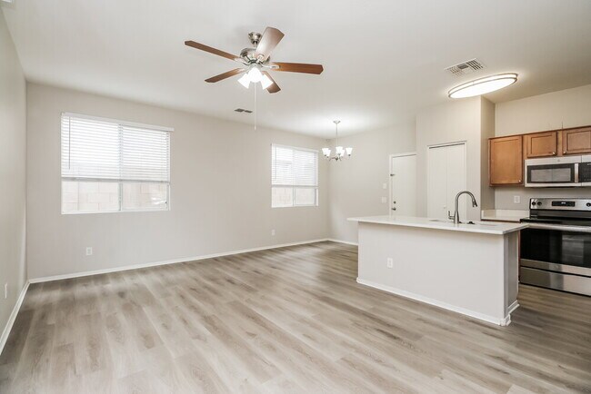 Foto del edificio - 5208 W Warner St
