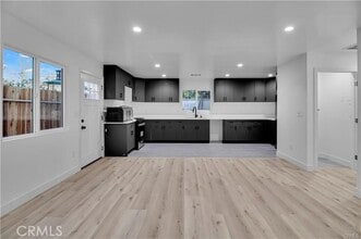 Building Photo - 6515 San Miguel St