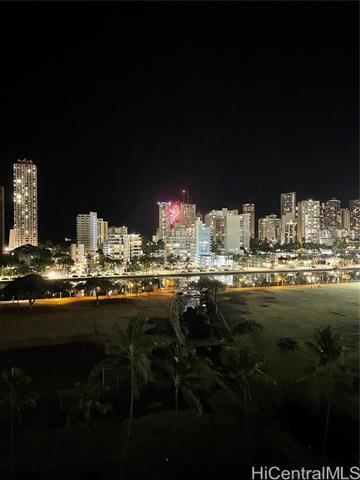 Foto del edificio - 2333 Kapiolani Blvd