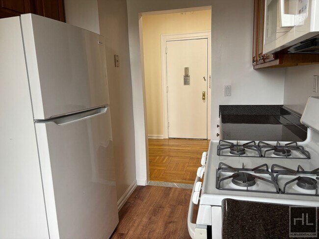 Building Photo - West 171st Street