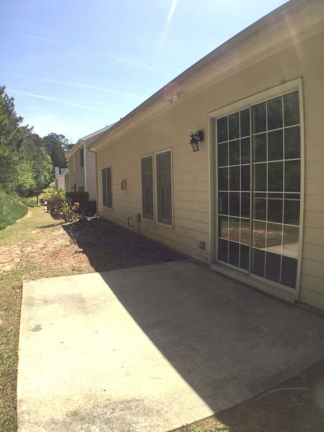 Building Photo - 7643 Cedar Grove Ct