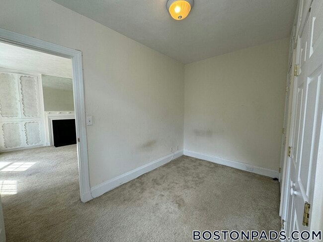 Building Photo - 1223 Beacon St