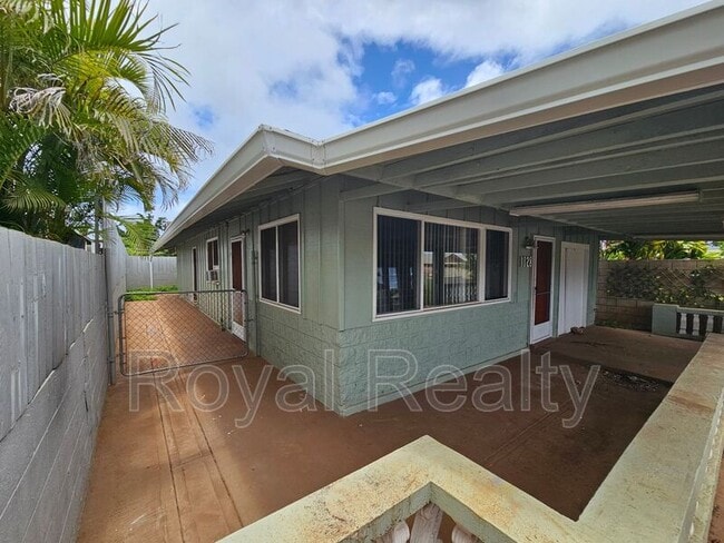 Building Photo - 1028 Hooli Pl
