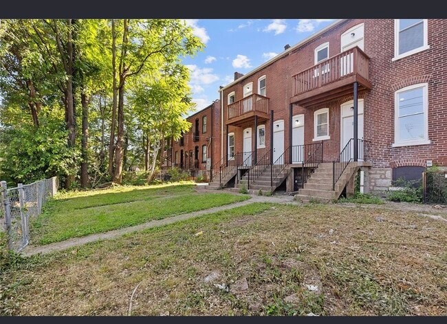 Building Photo - 3168 Oregon Ave