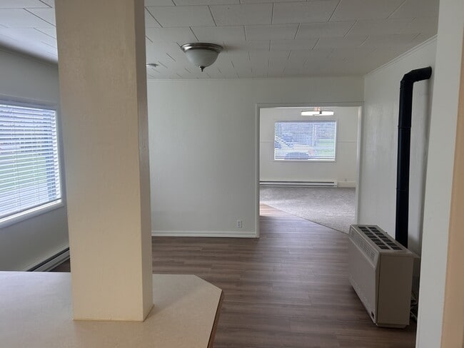 Building Photo - 6032 Portal Way