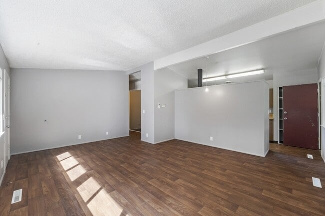 Building Photo - 12767 Lala Cove Ln SE