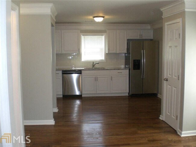 Foto del edificio - 2207 Emory St NW