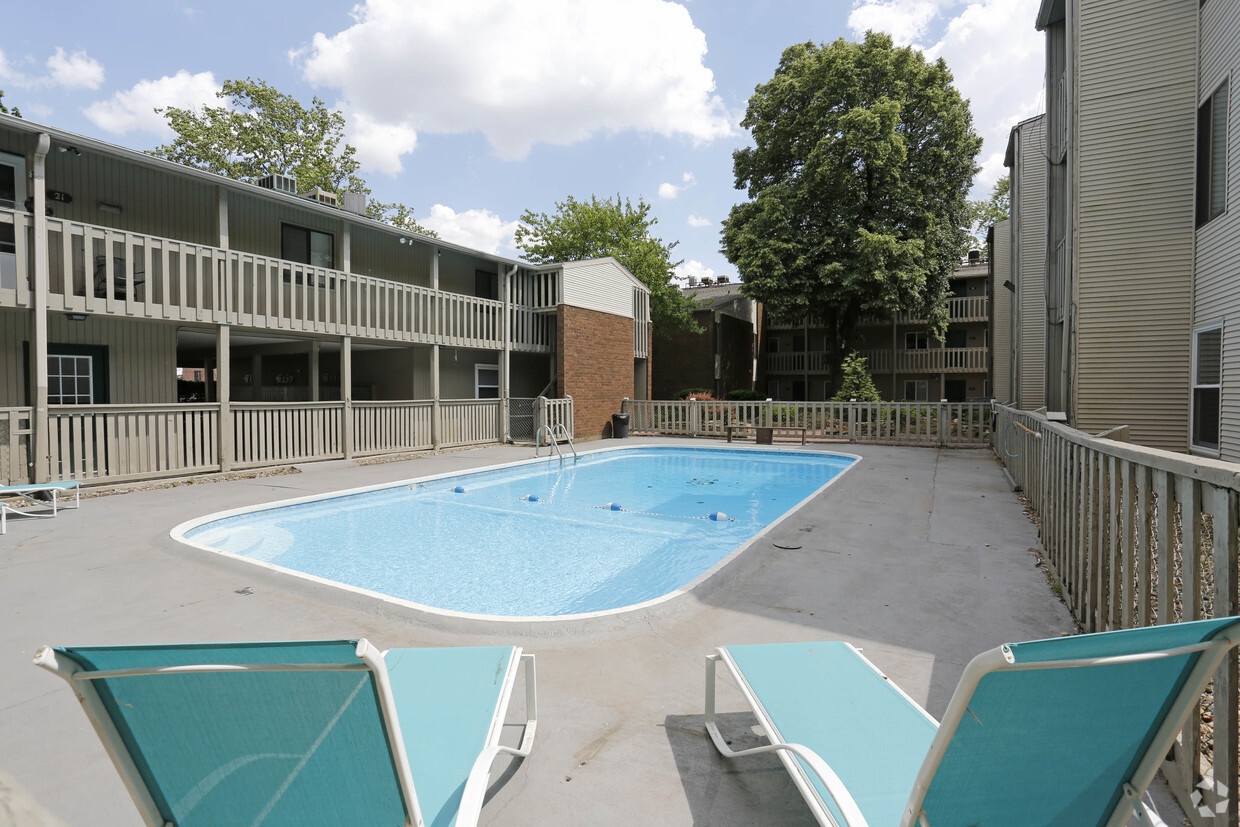 Primary Photo - The Courtyard on Randolph