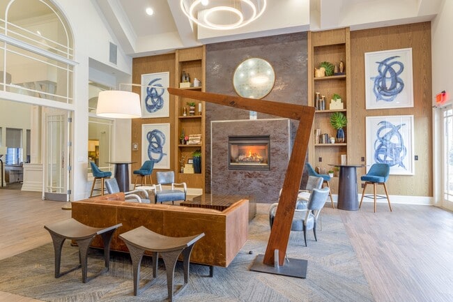 Building Photo - Quinn at Plymouth