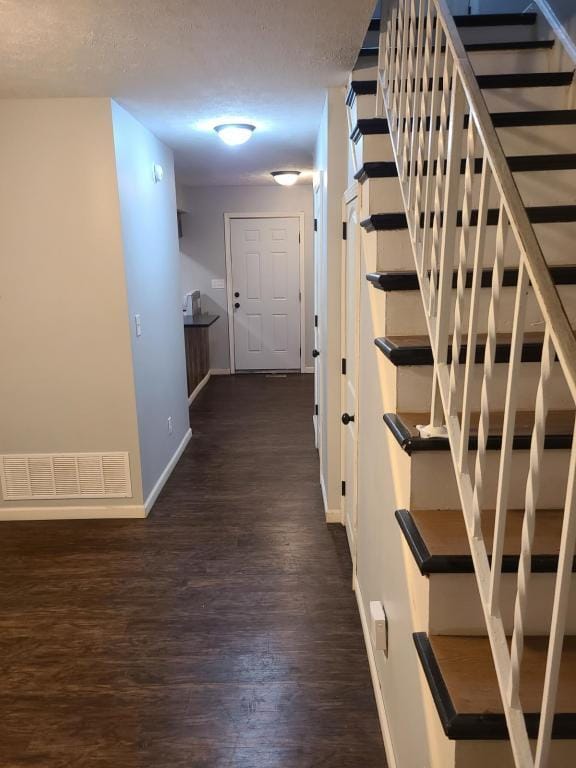 Foto del edificio - 1707 Kings Mill Ct