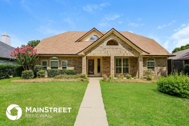 Building Photo - 1617 Palisades Dr