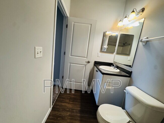 Foto del edificio - 904 Taylor Station Rd