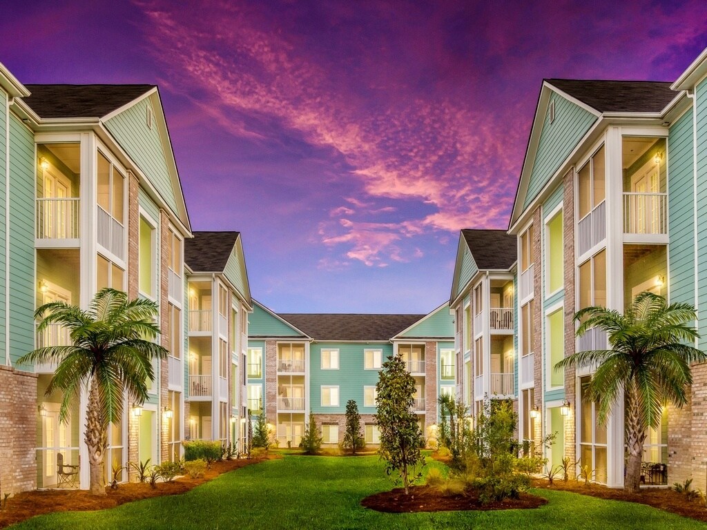 Palisades at Rice Hope Apartments in Port Wentworth, GA