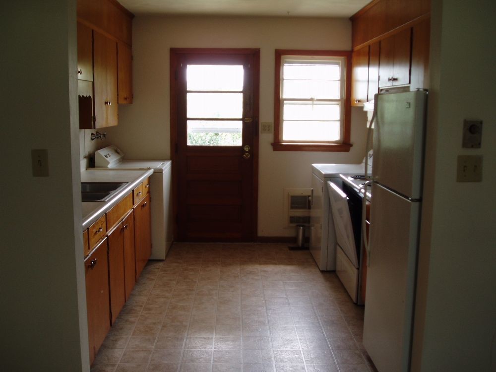 Primary Photo - 190 E View St. - Dayton