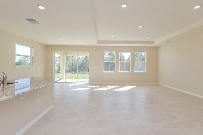 Building Photo - 15490 Sweet Springs Bnd, Odessa, FL