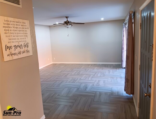 Foto del edificio - 139 Moonstone Ct