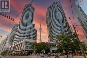 Building Photo - 208 Queens Quay W