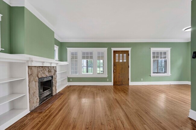 Foto del edificio - 636 S Euclid Ave