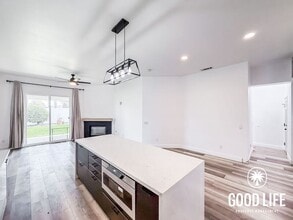 Building Photo - 6452 Haven View Dr