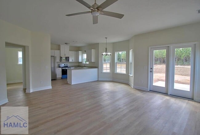 Building Photo - 149 W Franklin St