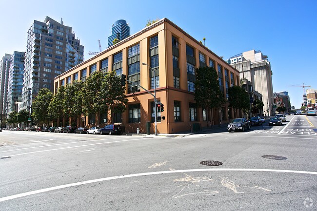 Foto del edificio - 301 Folsom St